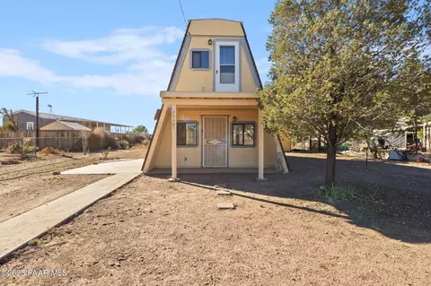 25400 N Ironwood Dr, Paulden, AZ 86334