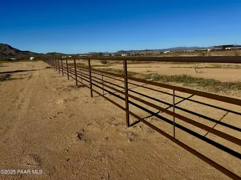 Xx00n W Bays Road, Wickenburg, AZ 85390