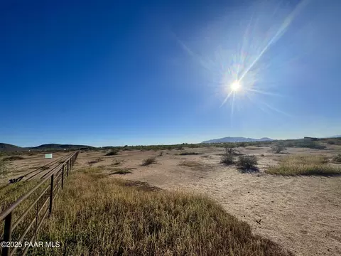 Xx00m W Bays Road, Wickenburg, AZ 85390