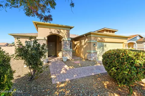 508 N Mercado St #1, Dewey, AZ 86327