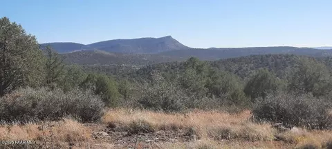 Nnnn Cross Mountain Rd, Seligman, AZ 86337