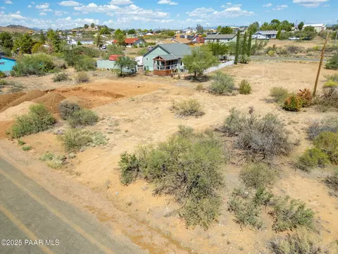 20174 E Antelope Rd, Mayer, AZ 86333 photo 5