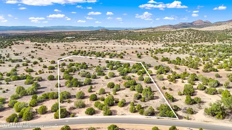 4841 W Sterling Ranch Rd, Prescott, AZ 86305