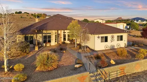 20785 N Hackamore Ln, Paulden, AZ 86334