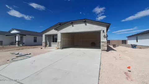 1094 Helsing Rd, Chino Valley, AZ 86323