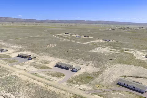 26827 N Chicory Way, Paulden, AZ 86334 photo 35