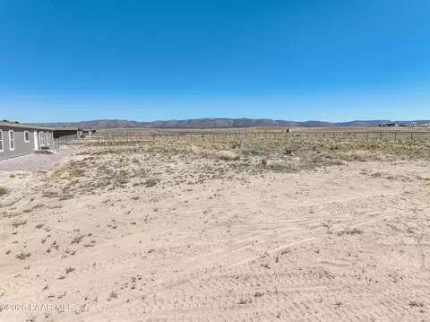 26827 N Chicory Way, Paulden, AZ 86334 photo 43