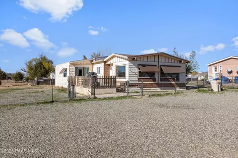 25350 N Enid Dr, Paulden, AZ 86334