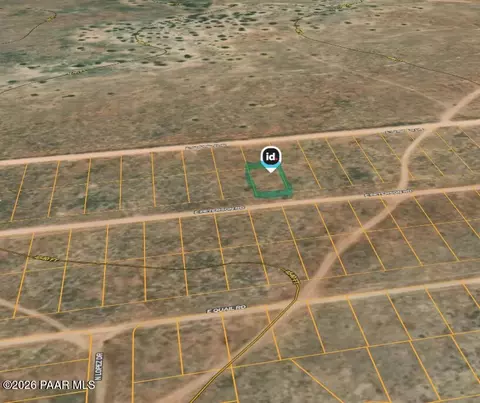 166 E Peterson Rd, Paulden, AZ 86334