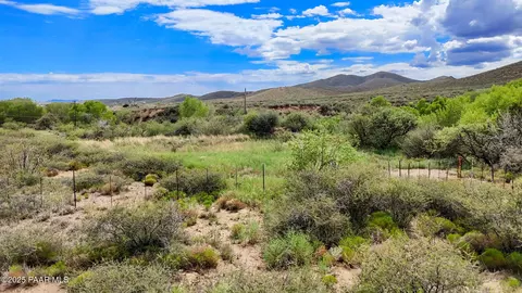 11809 E Hackberry Mine Rd, Mayer, AZ 86333 photo 15