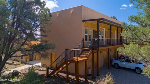 17129 W Buckhorn Dr, Peeples Valley, AZ 86332