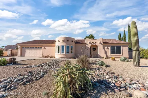 570 S Jackson St, Wickenburg, AZ 85390