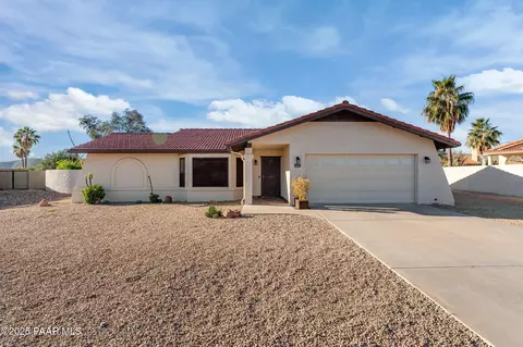 665 W Santa Fe Dr, Wickenburg, AZ 85390
