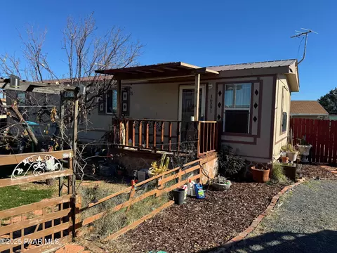 16291 S Red Rock Ln, Mayer, AZ 86333