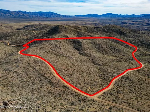 0 Bull Whip Rd, Congress, AZ 85332
