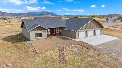 10660 E Colt Rd, Prescott Valley, AZ 86315