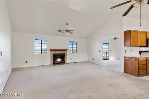 Living - 20056 E Tonelea Trl, Mayer, AZ 86333 photo 2 of 5