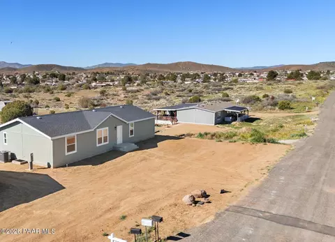 20901 E Park View Ln, Cordes Lakes, AZ 86333