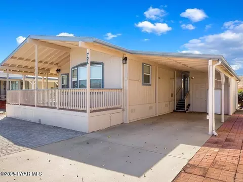 724 N Mesquite Tree Dr, Dewey-humboldt, AZ 86327