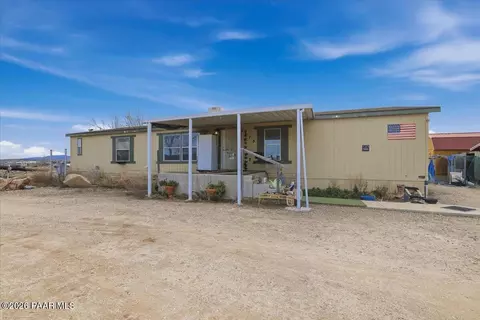 2575 W Annie Rd, Paulden, AZ 86334