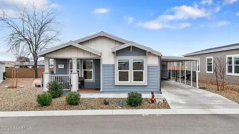 12155 E Mcqueen Dr, Dewey, AZ 86327