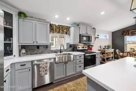 12155 E Mcqueen Dr, Dewey, AZ 86327 photo 9