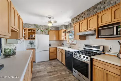 Kitchen - 46812 8th St, Ash Fork, AZ 86320 photo 1 of 1