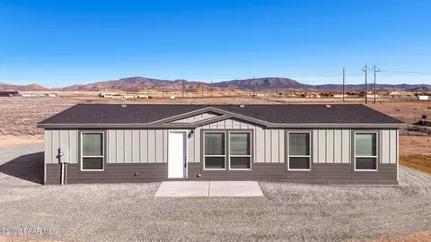 7455 E Bunkhouse Rd, Prescott Valley, AZ 86315