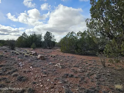 lot4055 W Buena Tierra, Seligman, AZ 86337