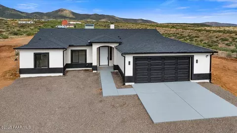 320 S Hoss Rd, Dewey-humboldt, AZ 86327