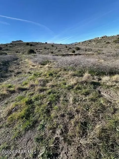 12225 S Bensch Cir, Mayer, AZ 86333