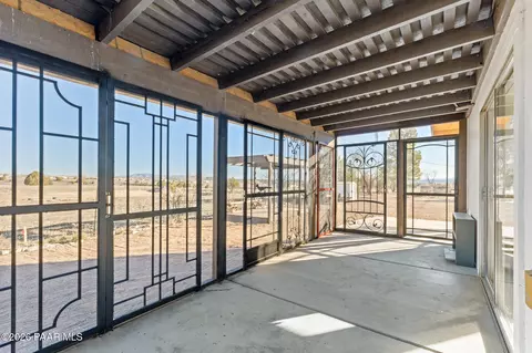 Exterior - 685 W Iris Rd, Paulden, AZ 86334 photo 2 of 4