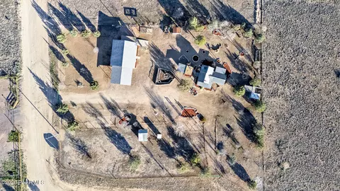 View/Area - 685 W Iris Rd, Paulden, AZ 86334 photo 5 of 6