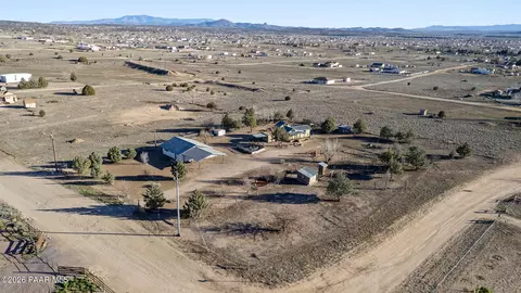 View/Area - 685 W Iris Rd, Paulden, AZ 86334 photo 2 of 6