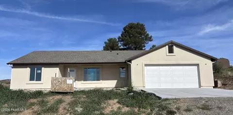 17642 E Bluejay Dr, Mayer, AZ 86333 photo 2