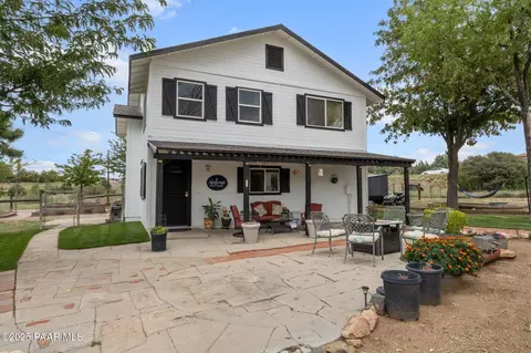 1382 S Foothill Dr, Dewey-humboldt, AZ 86327