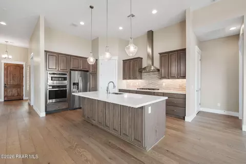 Kitchen - 4601 E Cheshire Loop, Prescott Valley, AZ 86314 photo 2 of 4
