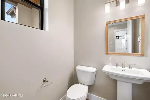Bath - 4601 E Cheshire Loop, Prescott Valley, AZ 86314 photo 3 of 3