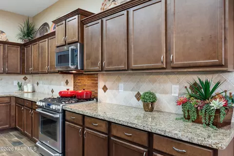 Kitchen - 12951 E Ramos St, Dewey, AZ 86327 photo 7 of 7