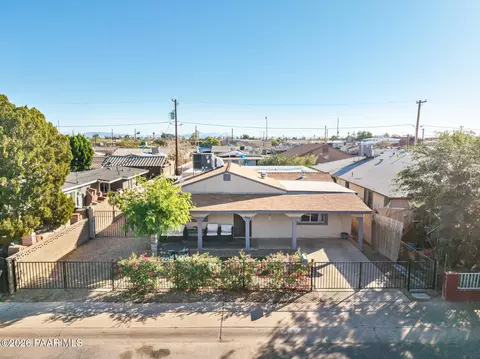 View/Area - 849 S Coleman, Mesa, AZ 85210 photo 2 of 14