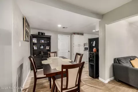 Dining - 849 S Coleman, Mesa, AZ 85210 photo 2 of 2