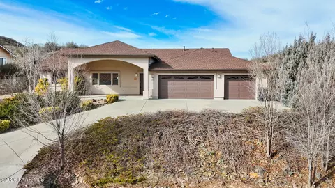 644 N Hopi Trl, Dewey, AZ 86327
