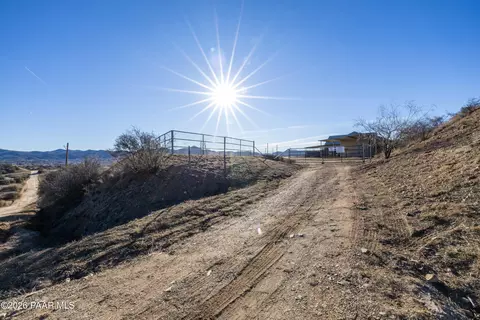 12589 E Orange Rock Rd, Dewey-humboldt, AZ 86329