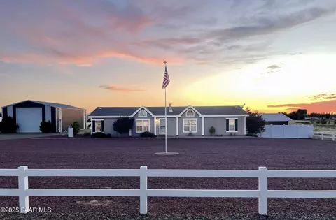 9810 N Full Moon Dr, Prescott Valley, AZ 86315