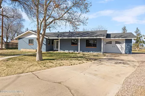 12 Bar Heart Dr, Prescott, AZ 86301