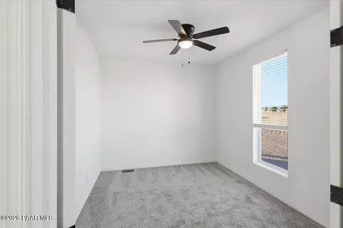 1477 E Whirlpool Dr, Paulden, AZ 86334 photo 5
