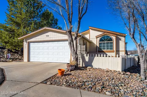920 N Mountain Hollow Ct, Prescott, AZ 86301