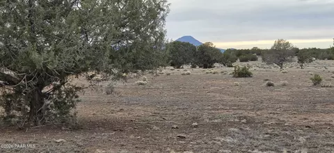 214 Juniper Woods # B, Ash Fork, AZ 86320 photo 11