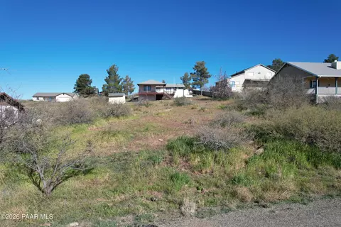 17658 E Jackrabbit Rd, Mayer, AZ 86333 photo 4