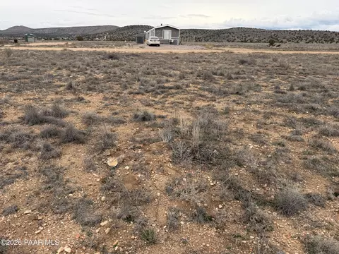 25867 N Robin Dr, Paulden, AZ 86334 photo 9